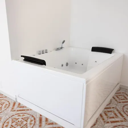 Firmamento Royal House * Rocca Priora (Rome)